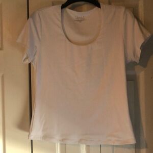 Short sleeve shell top